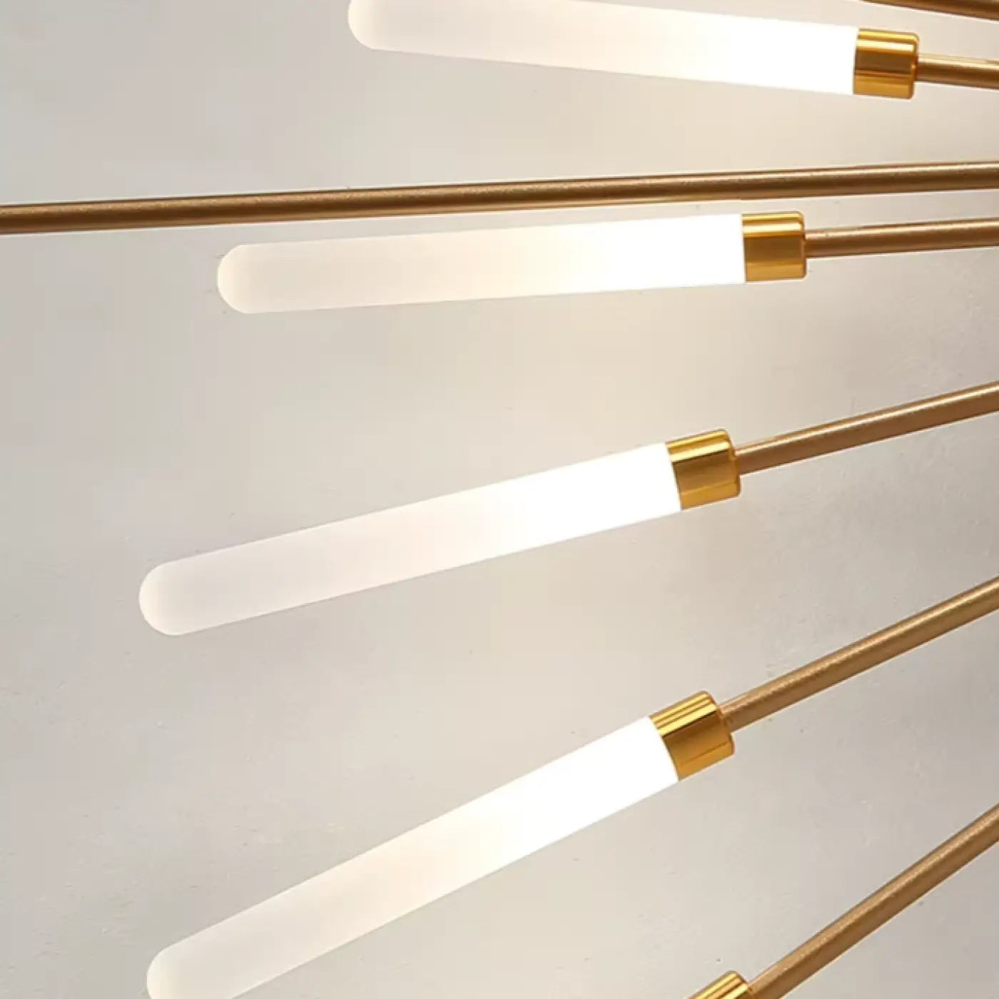 Plafonnier Design Italien Tubes Lumineux Noir ou Doré