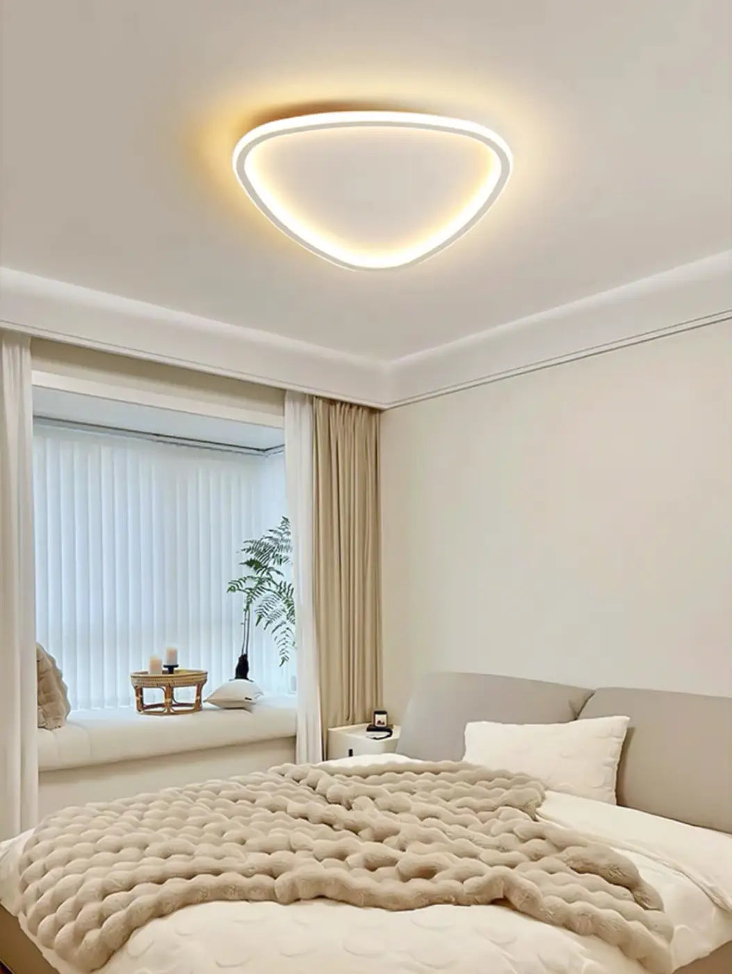 Plafonnier LED Organique Asymétrique Design Contemporain