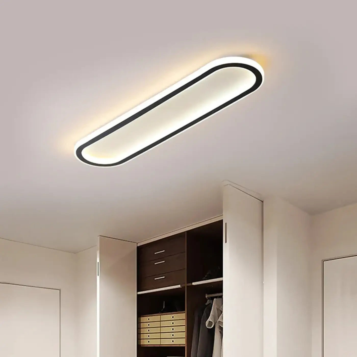 Plafonnier LED Ovale Minimaliste Noir