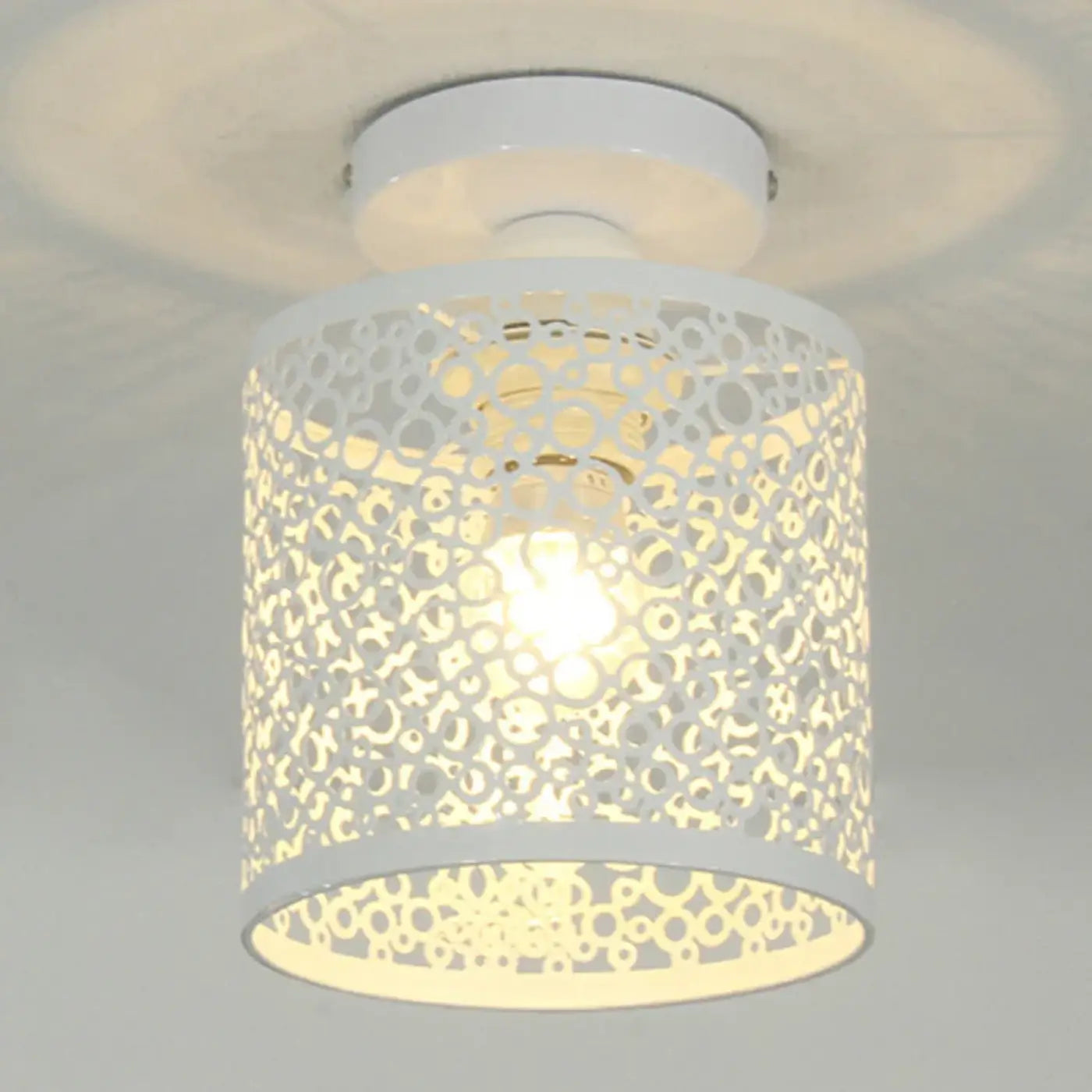 Plafonnier Oriental Noir : Ambiance Marrakchi Chic