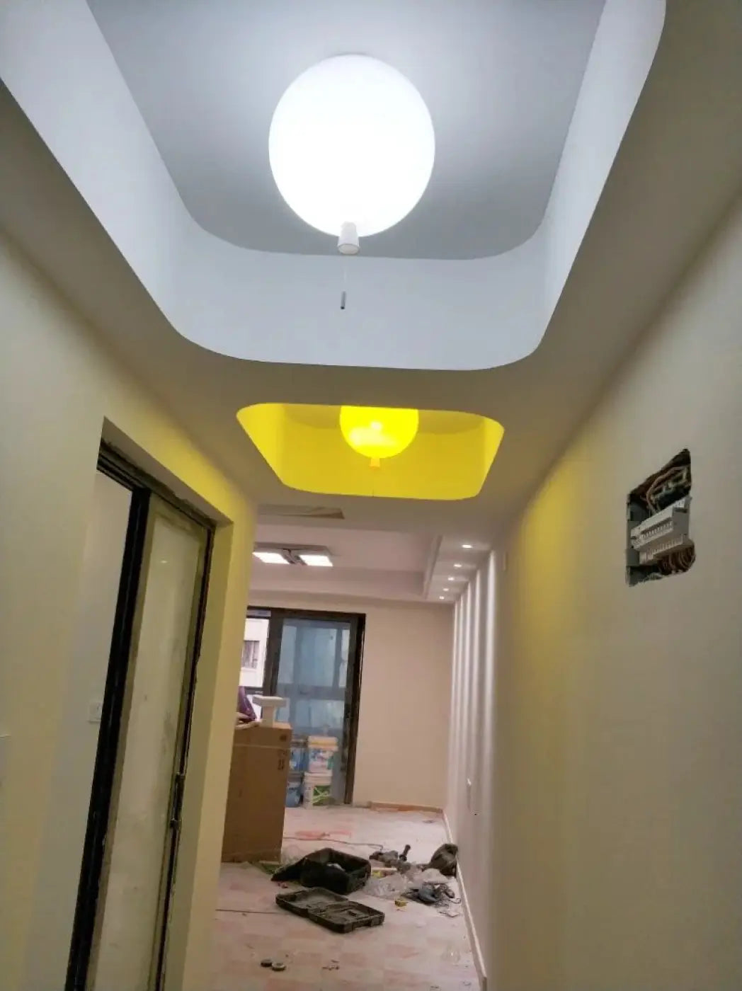 Suspension Ballon Coloré : Lumière Magique pour Chambre d'Enfant