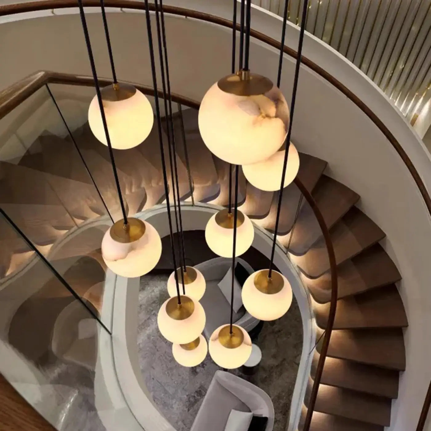 Suspension Cascade Lumineuse Design Sphères