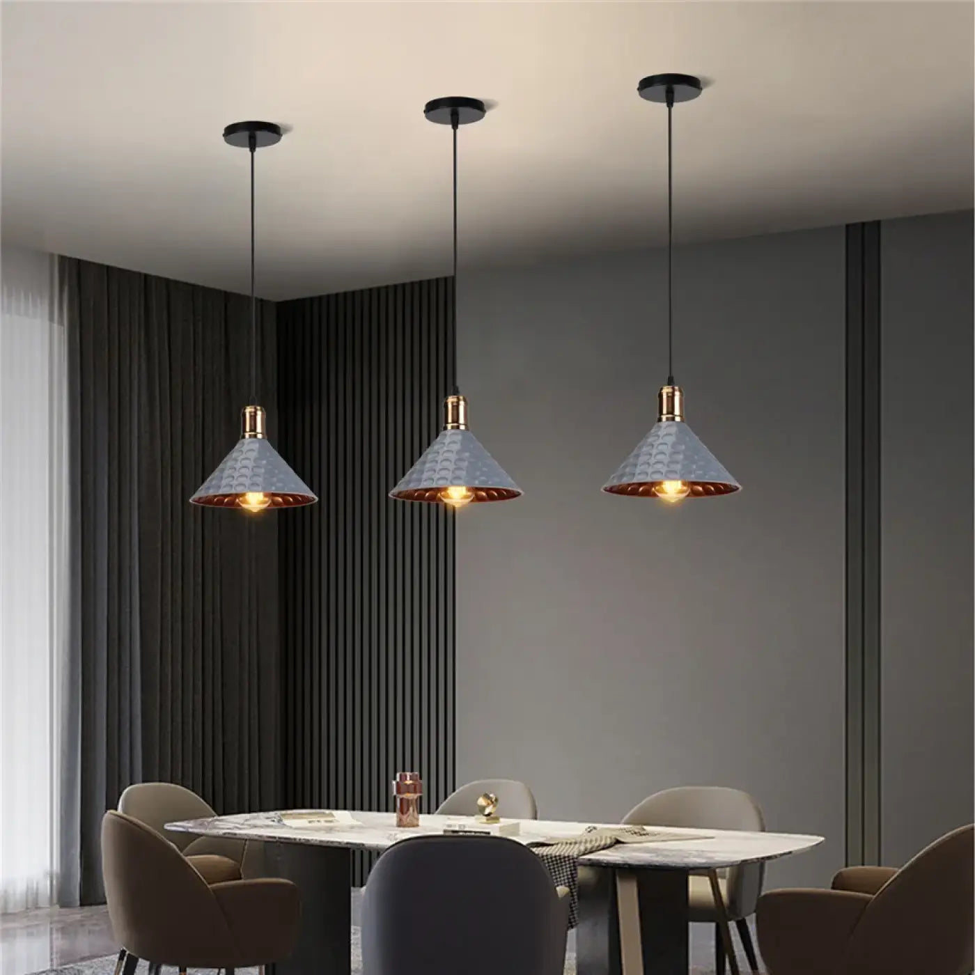Suspension Design Cuivre Martelé Industriel