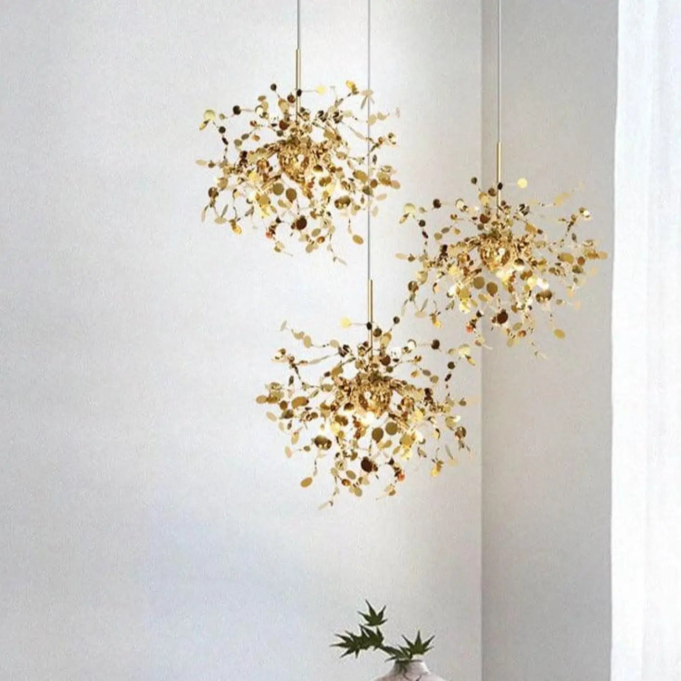 Suspension Design Dorée XXL Fils Métalliques
