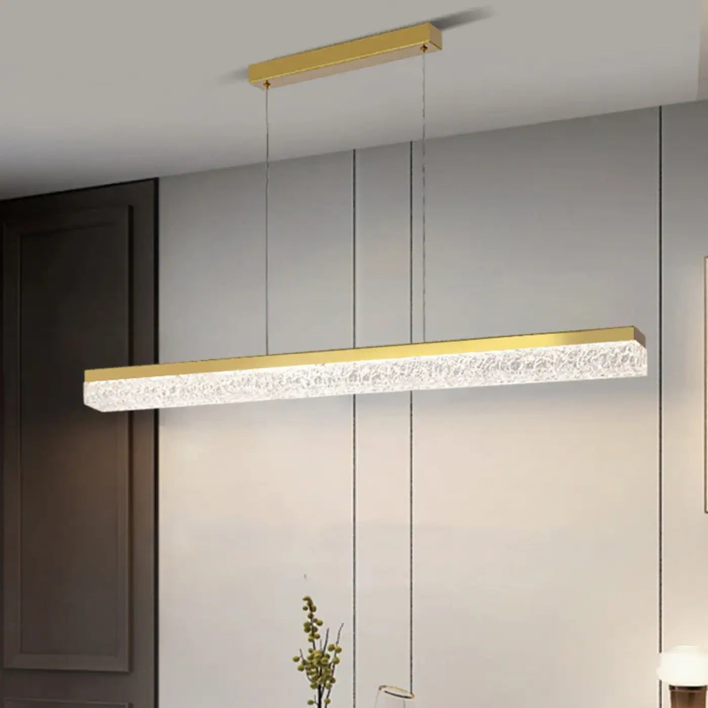 Suspension Linéaire Cristal Moderne Noir & Doré