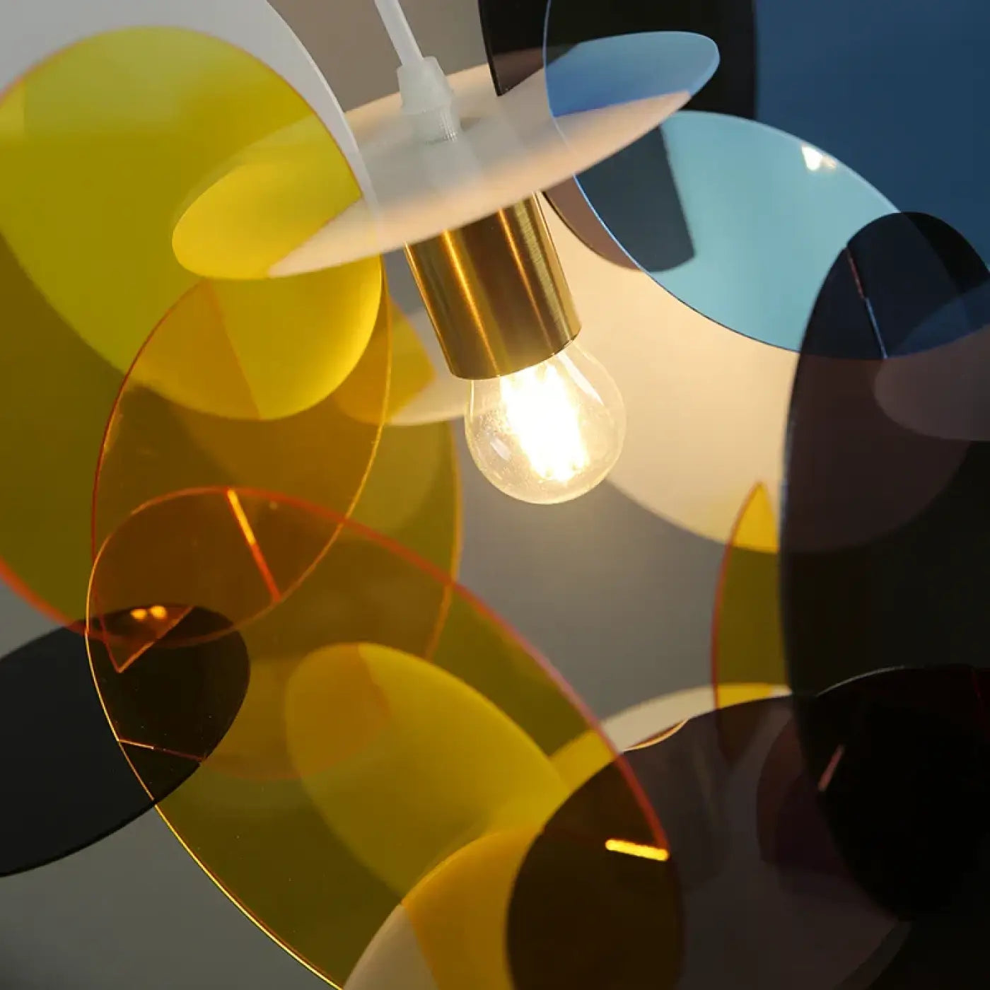 Suspension Luminaire Cercle Coloré Design LED