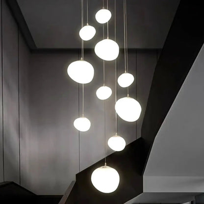 Suspension Luminaire Blanche Design pour Escalier