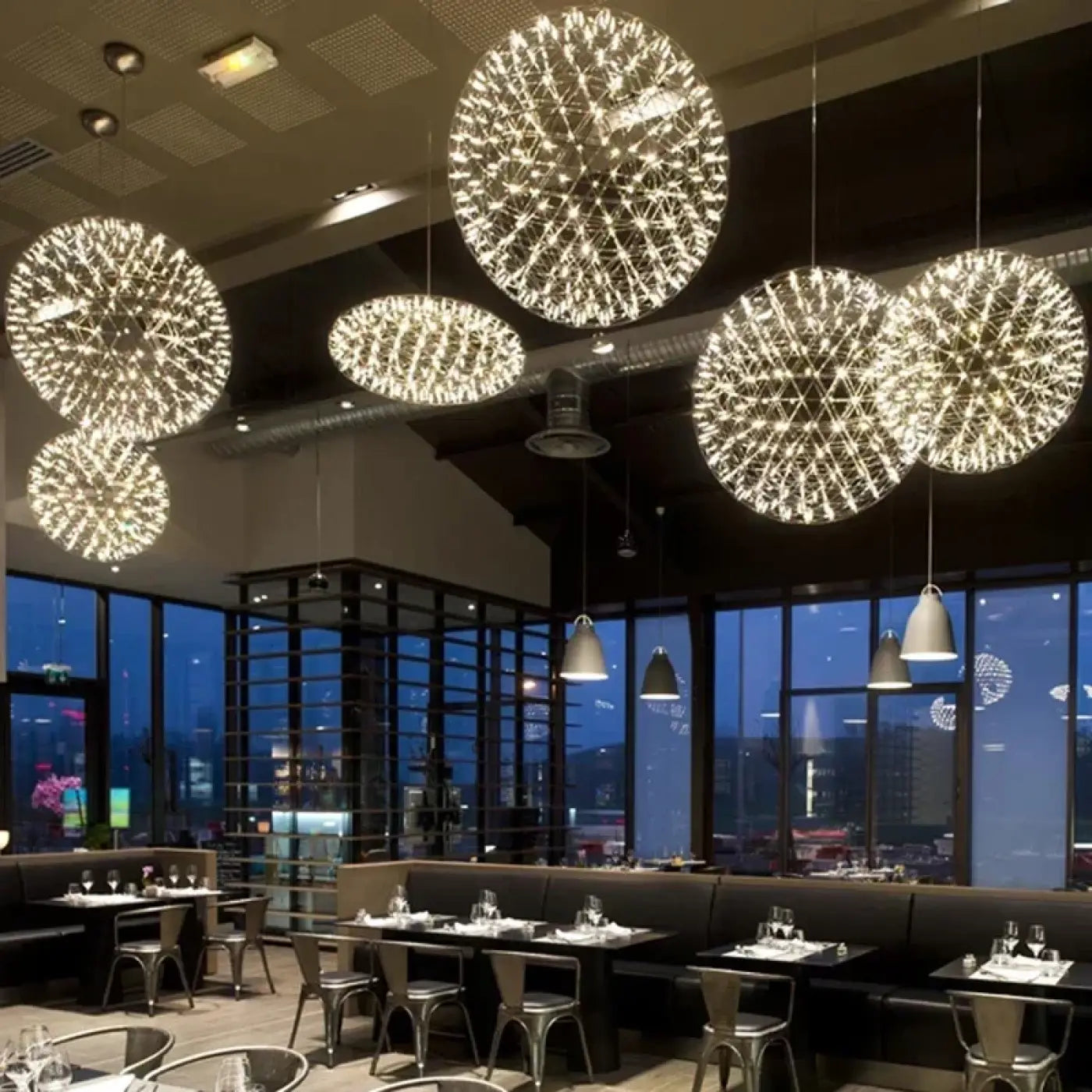 Suspension Boule LED Dorée Art Déco Grande Hauteur