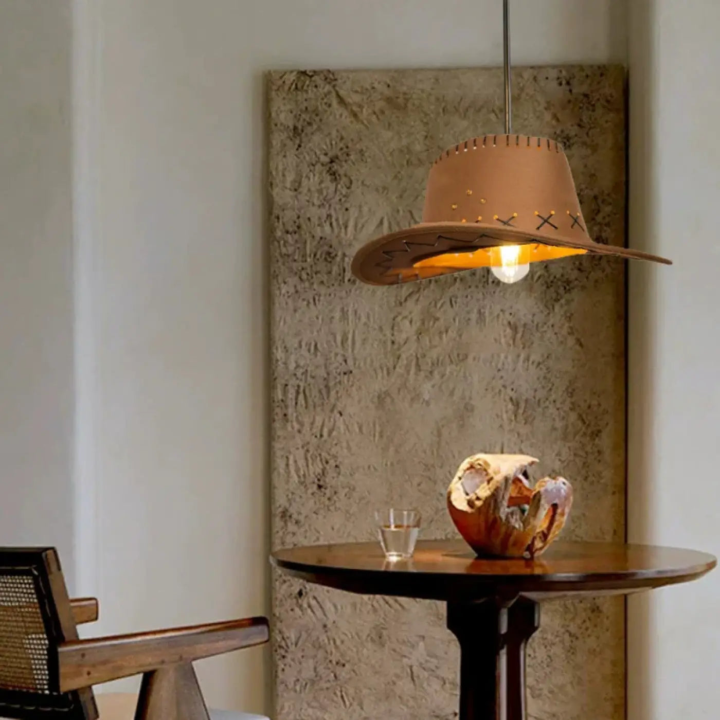 Suspension Design Chapeau Western Luminaire