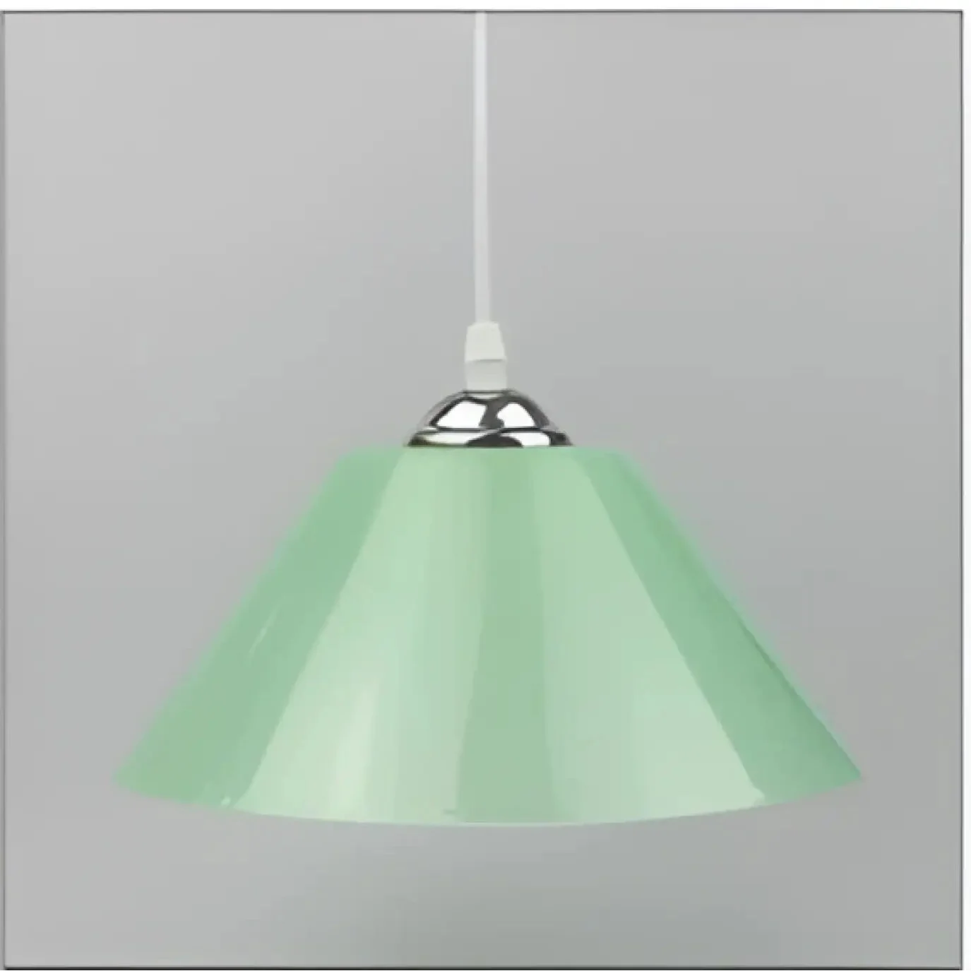 Suspension Conique Design : Lumière Colorée & Moderne