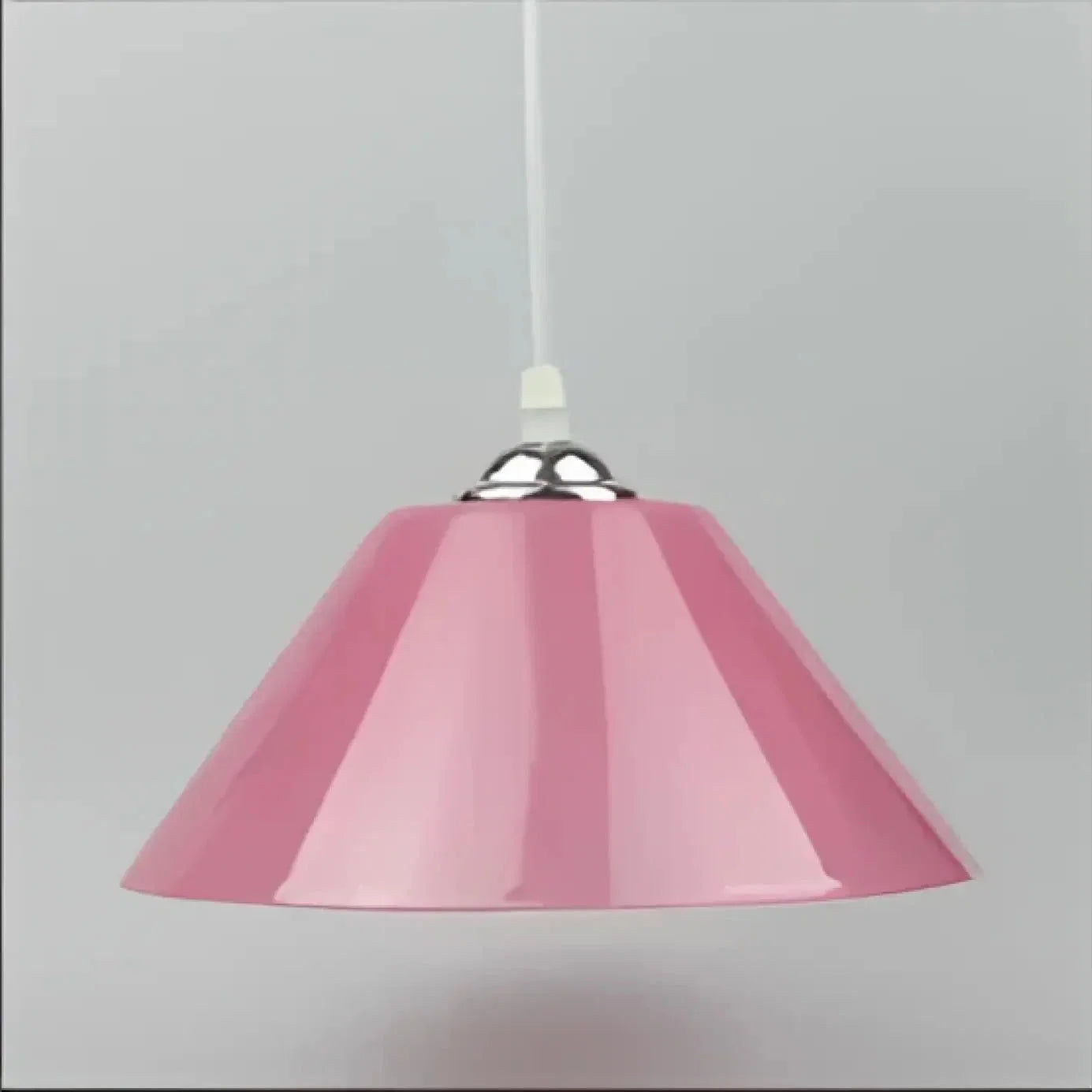 Suspension Conique Design : Lumière Colorée & Moderne