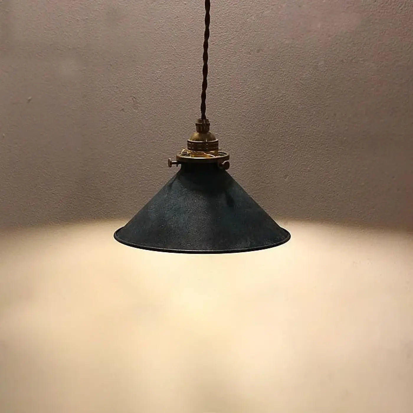 Suspension Luminaire Style Atelier Ancien Métal Texturé