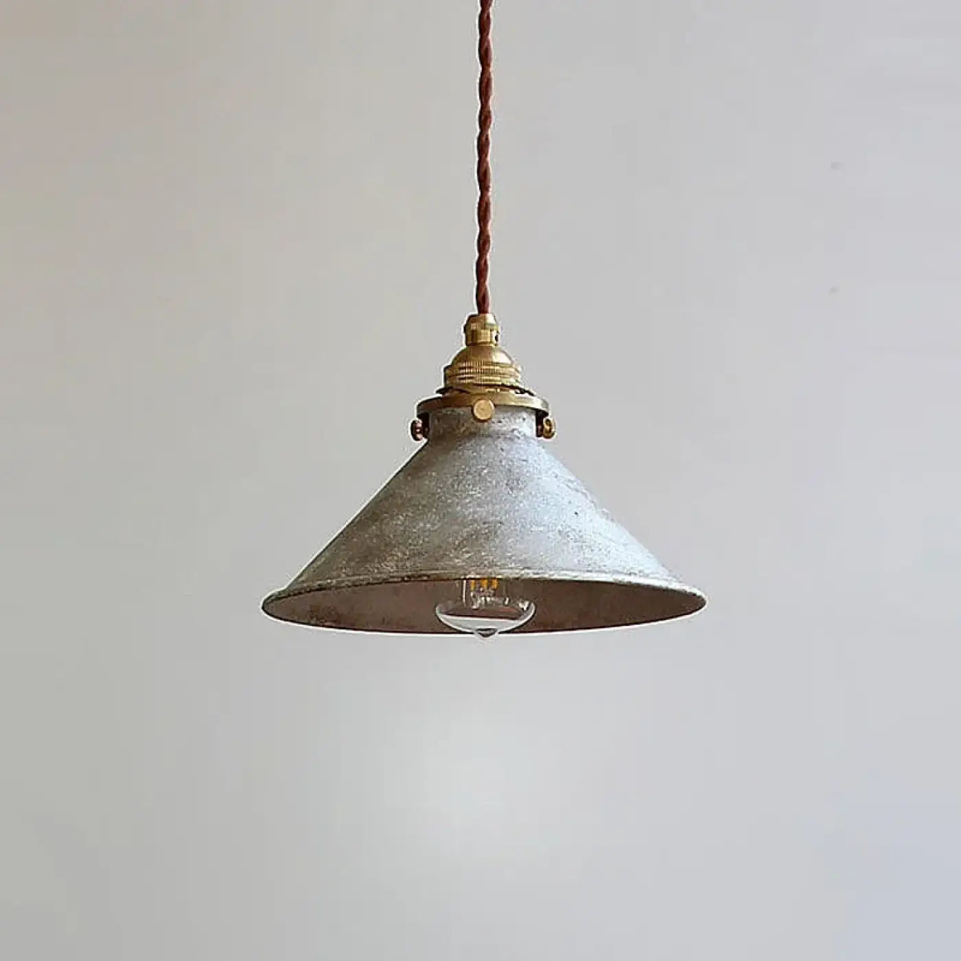 Suspension Luminaire Style Atelier Ancien Métal Texturé