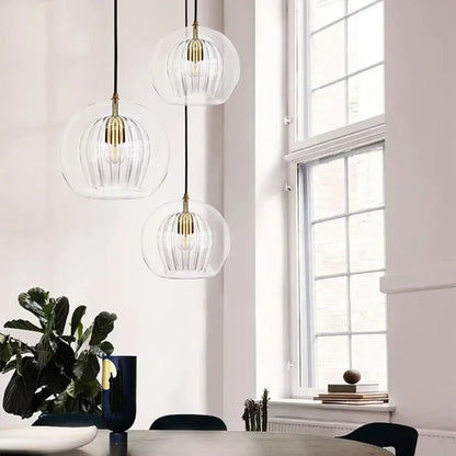 Suspension Globe Verre Nervuré Laiton