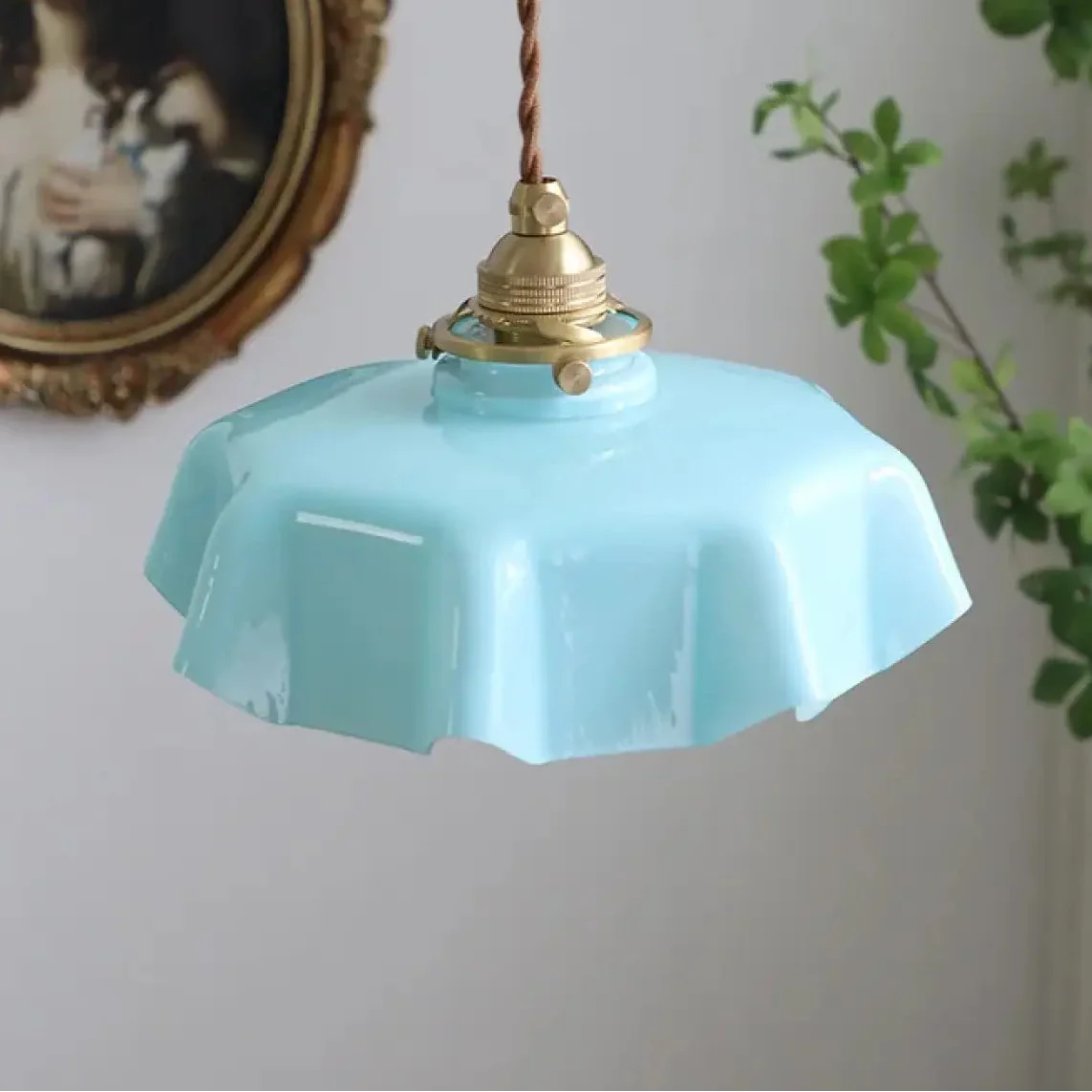 Suspension Luminaire Verre Ondulé Laiton Vieilli